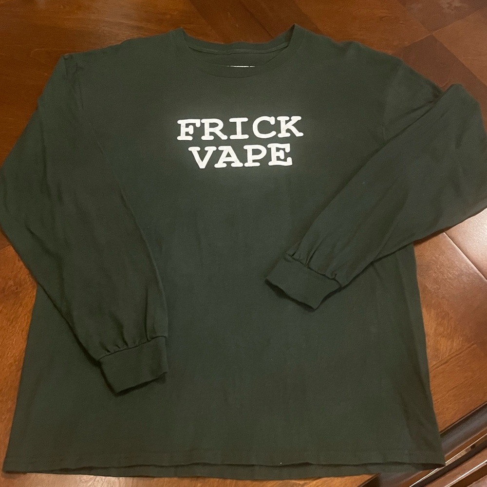 Baylen Levine Frick V. dark Hunter green long sleeve T-shirt.Super cool color! L